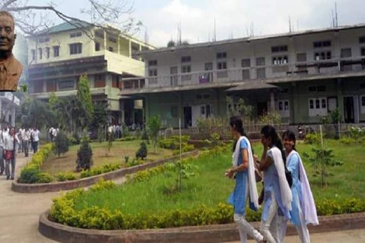 Radha Govinda Baruah College campus in Guwahati, Assam, India — photo 1