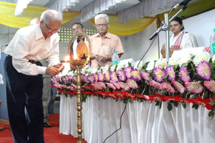 Radha Govinda Baruah College campus in Guwahati, Assam, India — photo 4