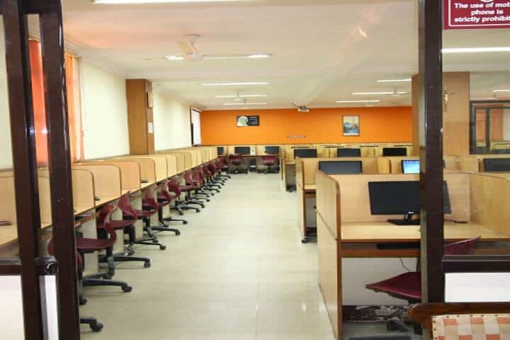 Jawahar Bharati Degree and PG College campus in Kavali, Andhra Pradesh, India — photo 4