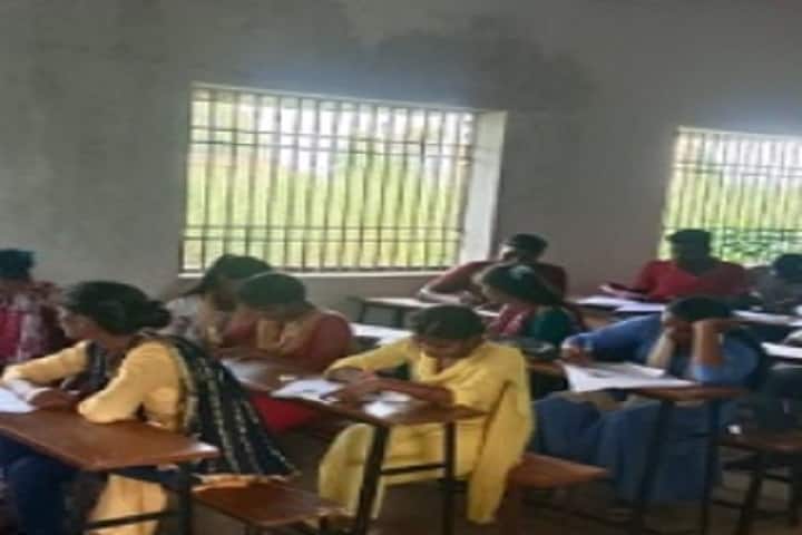 Lalan Prasad Yadav College campus in Gaya, Bihar, India — photo 2