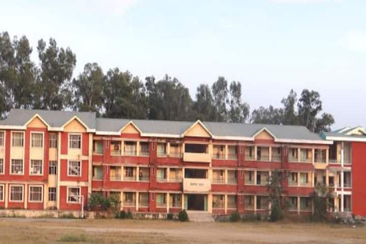 Shree Guru Gobind Singh Ji Government Degree College campus in Sirmaur, Himachal Pradesh, India — photo 1