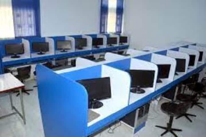 Maheshwaram College of Education and Law Management campus in Bulandshahr, Uttar Pradesh, India — photo 3