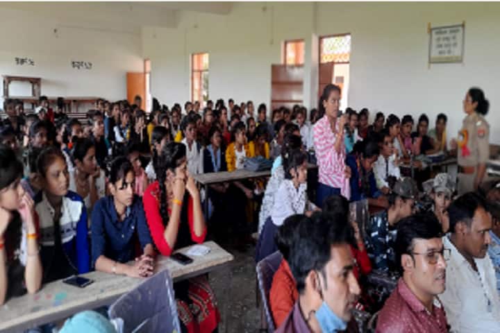 Kishnu Babu Shivhare Mahavidyalaya campus in Hamirpur, Uttar Pradesh, India — photo 5