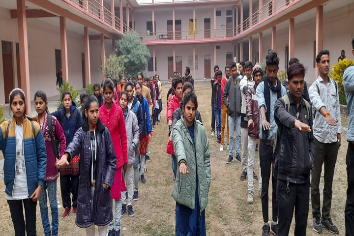 Kishnu Babu Shivhare Mahavidyalaya campus in Hamirpur, Uttar Pradesh, India — photo 6