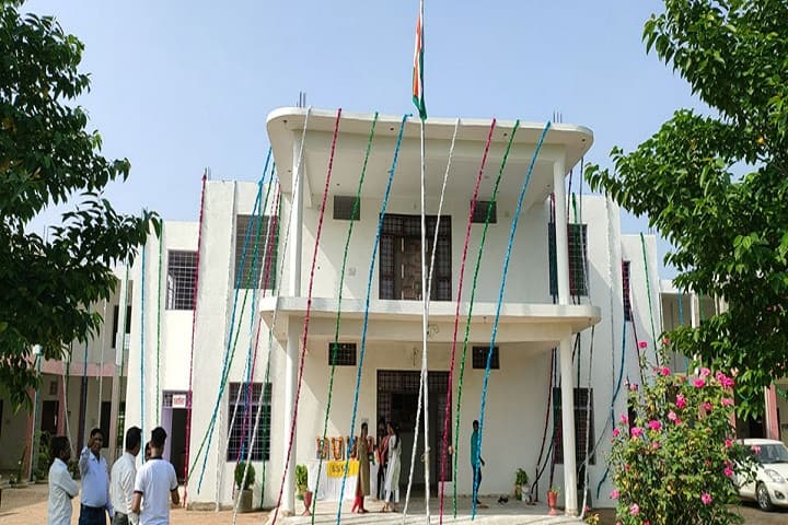 Sant Shiromani Kabir Saheb Mahavidyalaya campus in Jhansi, Uttar Pradesh, India — photo 1