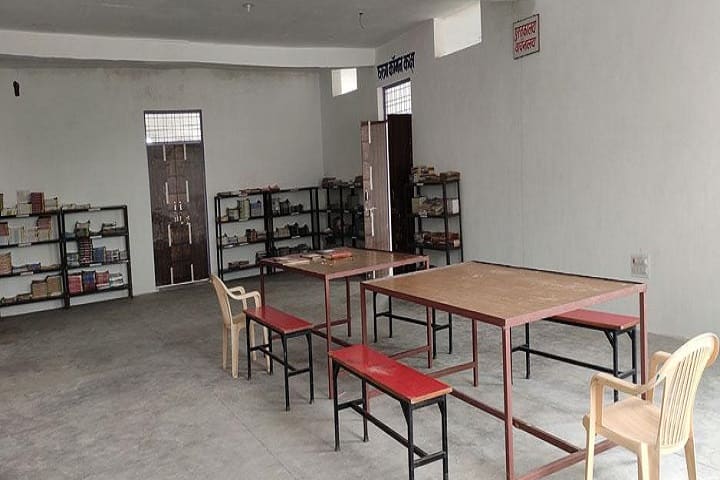 Sant Shiromani Kabir Saheb Mahavidyalaya campus in Jhansi, Uttar Pradesh, India — photo 4