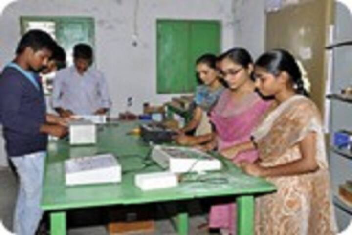Sri Rachapudy Nagabhushanam Degree and PG College campus in Badvel, Andhra Pradesh, India — photo 4