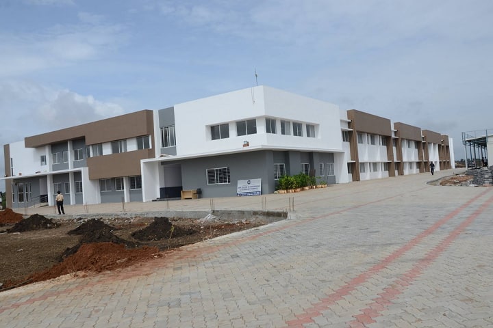 Jain College of Engineering and Technology campus in Hubli, Karnataka, India — photo 1