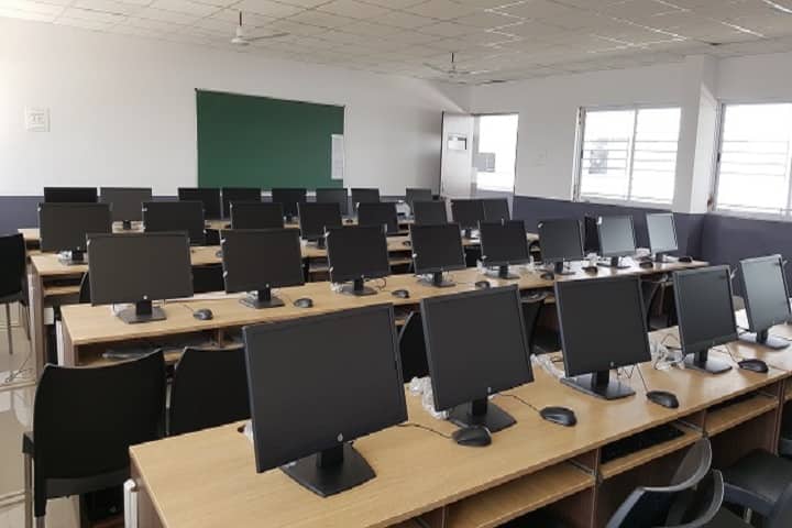 Jain College of Engineering and Technology campus in Hubli, Karnataka, India — photo 3
