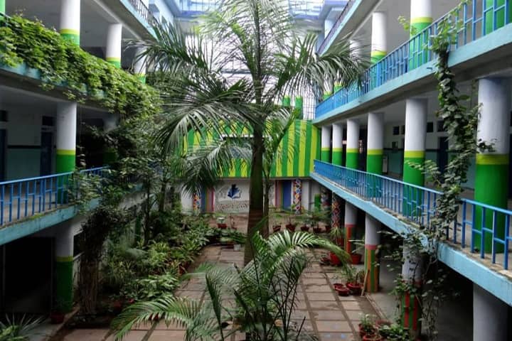 Bhopal Degree College, Bhopal campus in Bhopal, Madhya Pradesh, India