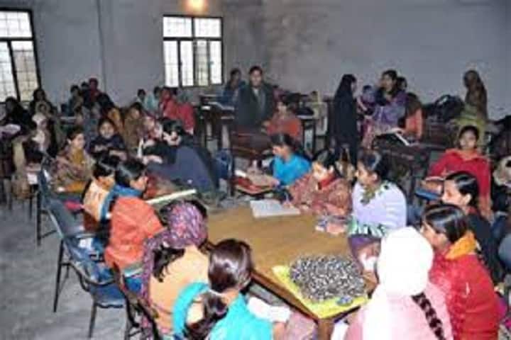 Sudha Devi Mahavidyalaya campus in Varanasi, Uttar Pradesh, India — photo 2