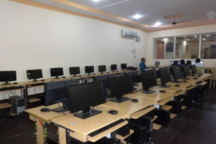 Seth Phoolchand Agrawal Smriti Mahavidyalaya campus in Nawapara Nagar, Chhattisgarh, India — photo 4