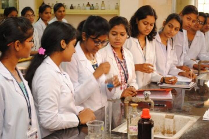 Government Digvijay Autonomous College campus in Rajnandgaon, Chhattisgarh, India — photo 6