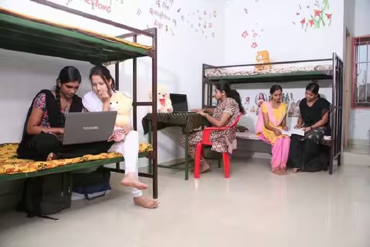 SVE Society's BR Darur First Grade College campus in Belgaum, Karnataka, India — photo 4