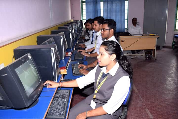 Jeevandeep Mahavidyalaya campus in Varanasi, Uttar Pradesh, India — photo 4