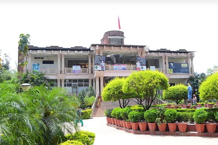 Jeevandeep Mahavidyalaya campus in Varanasi, Uttar Pradesh, India — photo 5