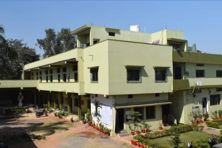Agrasen Mahavidyalaya campus in Raipur, Chhattisgarh, India — photo 2