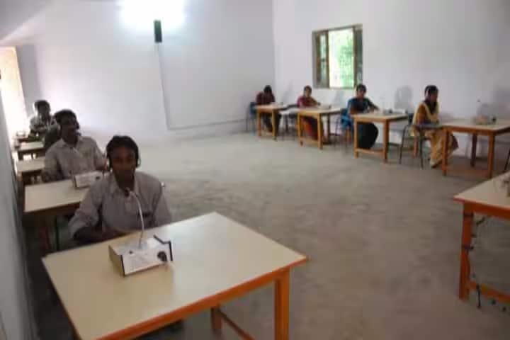 Duja Devi Degree College campus in Ballia, Uttar Pradesh, India — photo 5