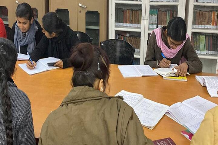 BLM Girls College campus in Nawanshahr, Punjab, India — photo 4
