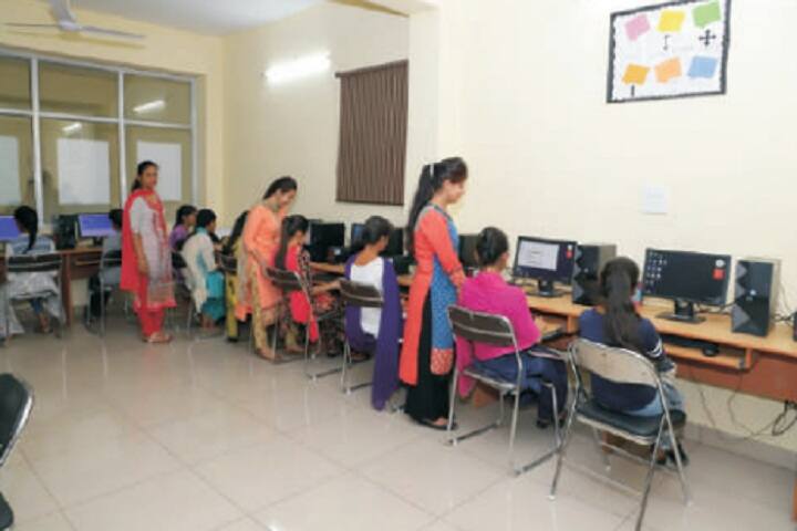 BLM Girls College campus in Nawanshahr, Punjab, India — photo 5