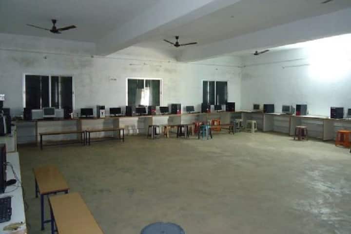 Jai Hind College campus in Raipur, Chhattisgarh, India — photo 4