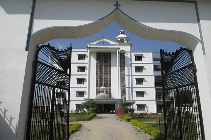 RK Pharmacy College campus in Azamgarh, Uttar Pradesh, India — photo 2