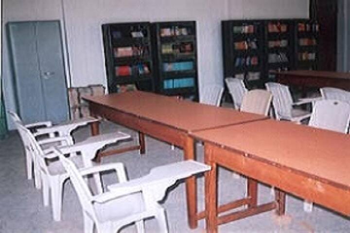 Dayanand Danku Paraga Gyan Uday Mahavidyalaya campus in Ghatampur, Uttar Pradesh, India — photo 3