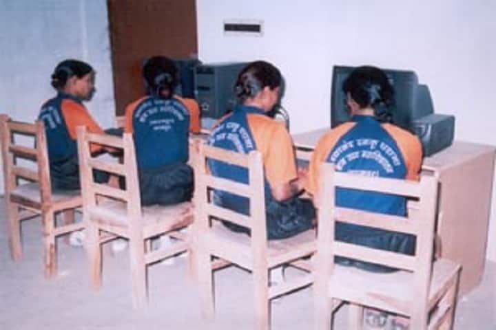 Dayanand Danku Paraga Gyan Uday Mahavidyalaya campus in Ghatampur, Uttar Pradesh, India — photo 4