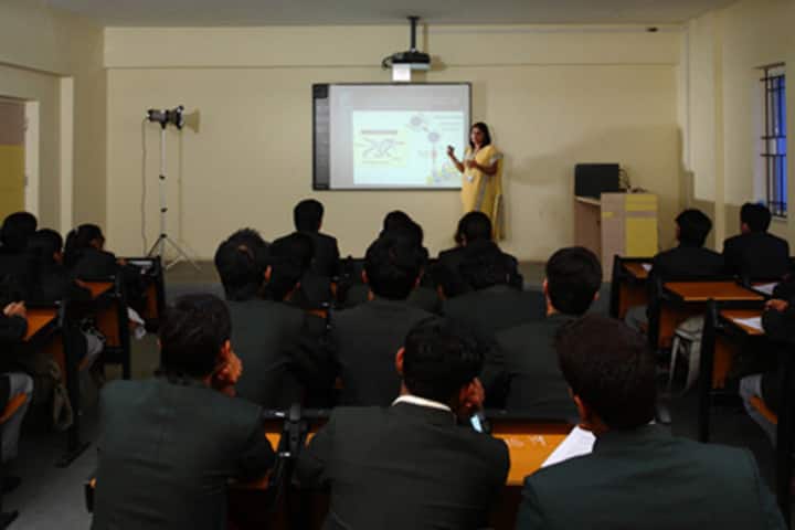 The Oxford College of Engineering campus in Bangalore, Karnataka, India — photo 4