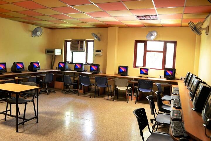 Janta College of Pharmacy campus in Sonipat, Haryana, India — photo 4