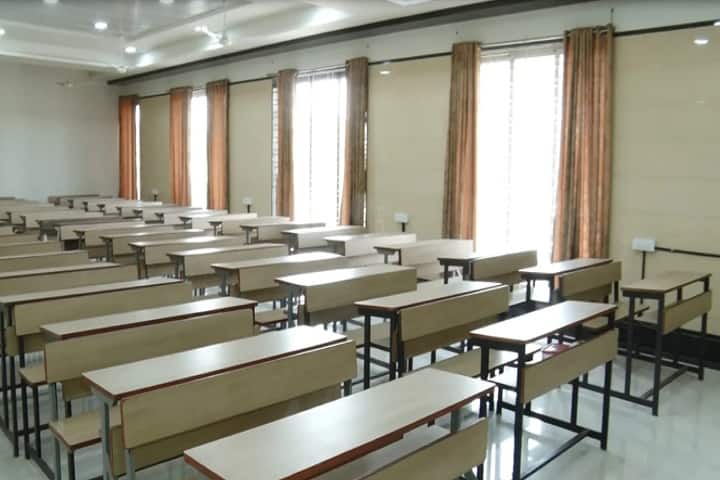 Smt KL Tiwari Degree College of Commerce and Science campus in Mumbai, Maharashtra, India — photo 4