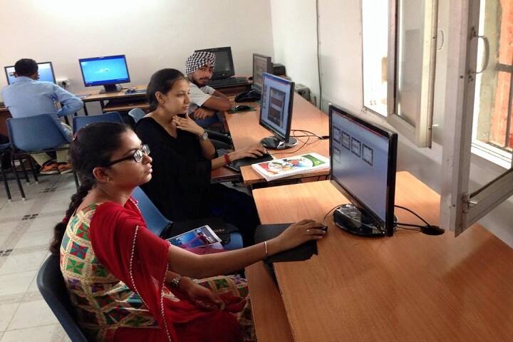 Government College campus in Mohali, Punjab, India — photo 3