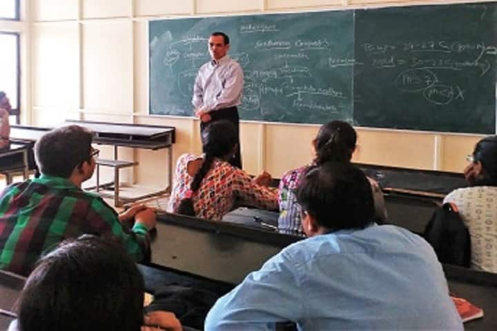 Government Science College campus in Ahmedabad, Gujarat, India — photo 1