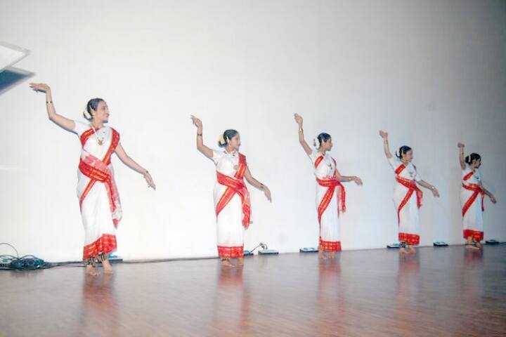 Mount Carmel College campus in Bangalore, Karnataka, India — photo 5