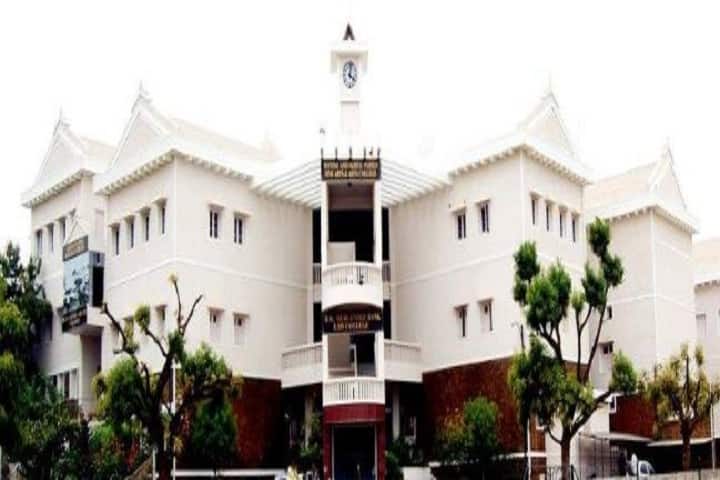 GD Modi College of Arts campus in Palanpur, Gujarat, India — photo 1