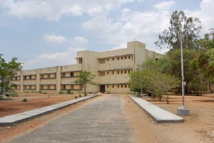 MV Muthiah Government Arts College for Women, Dindigul campus in Dindigul, Tamil Nadu, India