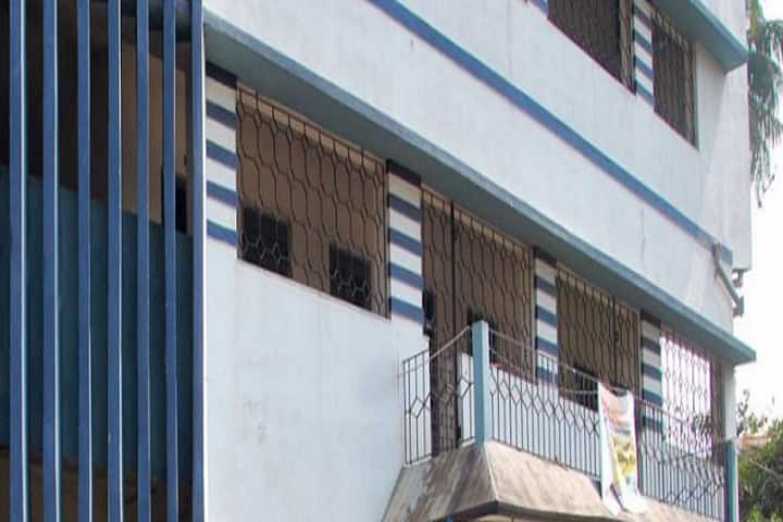 Harimohan Ghosh College campus in Kolkata, West Bengal, India — photo 1
