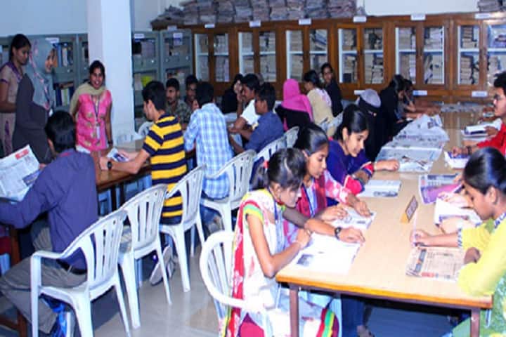 G Pulla Reddy Degree and PG College campus in Hyderabad, Telangana, India — photo 3