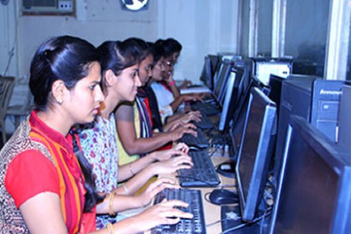G Pulla Reddy Degree and PG College campus in Hyderabad, Telangana, India — photo 6