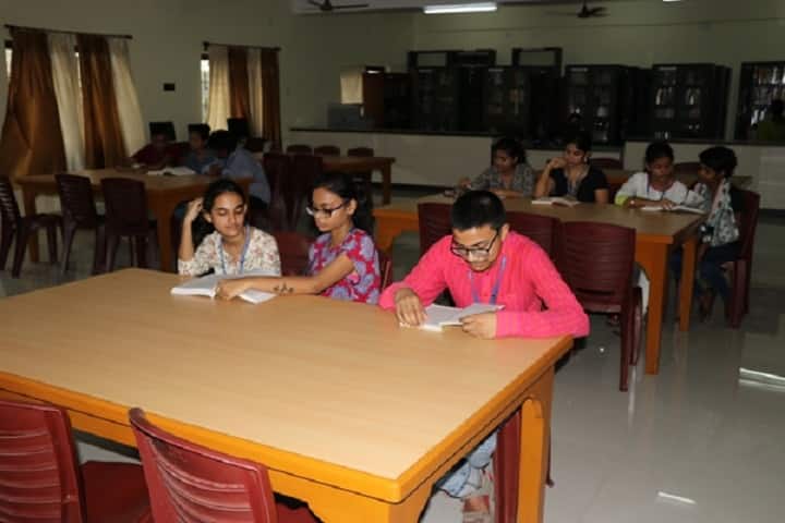 St Xaviers College campus in Burdwan, West Bengal, India — photo 2