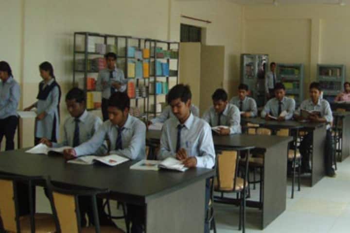 Krishnarpit Institute of Pharmacy campus in Allahabad, Uttar Pradesh, India — photo 3