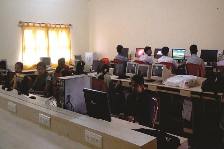 Sri Adichunchanagiri College of Arts and Commerce campus in Nagamangala, Karnataka, India — photo 4