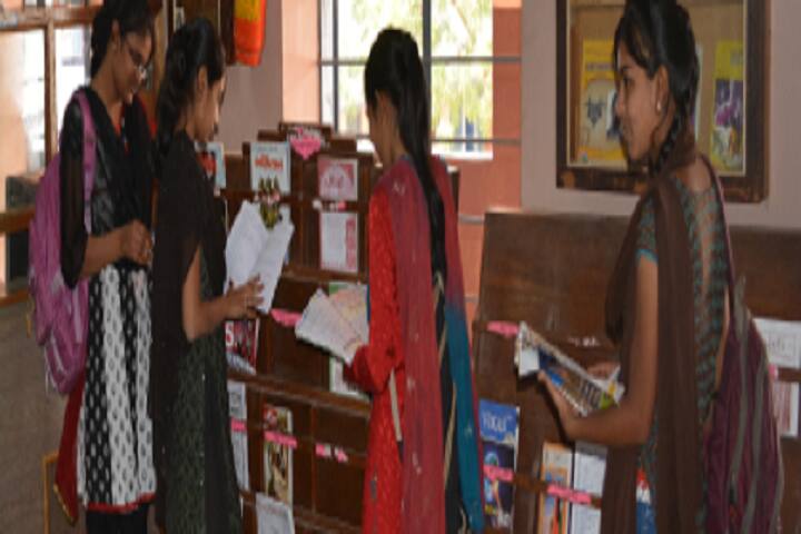 Shah KS Arts and VM Parekh Commerce College campus in Kapadvanj, Gujarat, India — photo 4