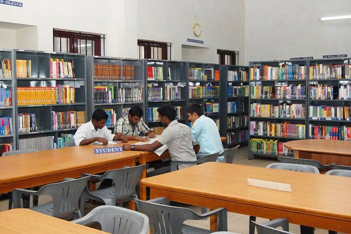 Dr GR Damodaran College of Science campus in Coimbatore, Tamil Nadu, India — photo 3
