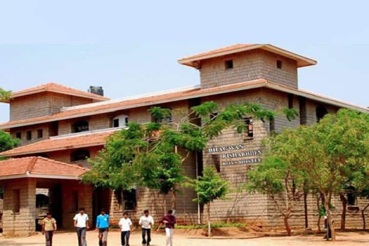 SNMV College of Arts and Science campus in Malumichampatty, Tamil Nadu, India — photo 6