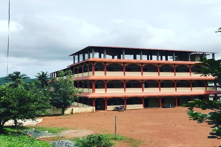 KMO Arts and Science College campus in Koduvally, Kerala, India — photo 2
