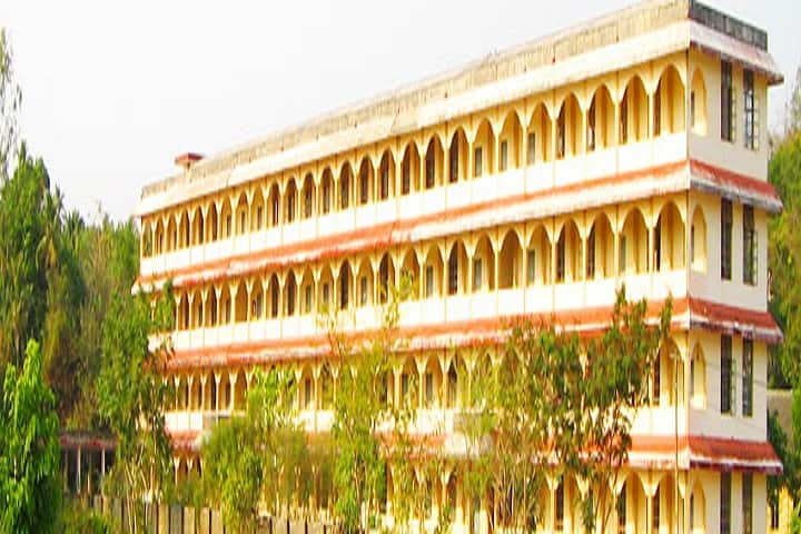 Kodungallur Kunhikkuttan Thampuran Memorial Government College, Thrissur campus in Thrissur, Kerala, India