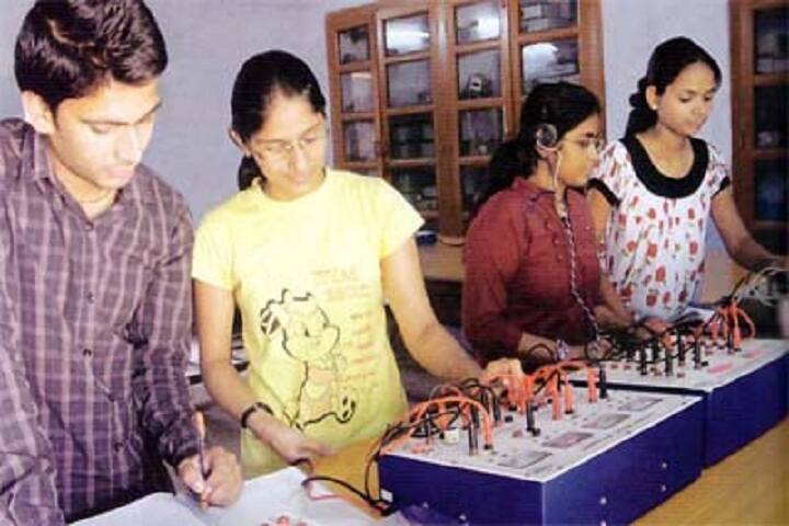 Seth GL Bihani SD PG College campus in Sri Ganganagar, Rajasthan, India — photo 4