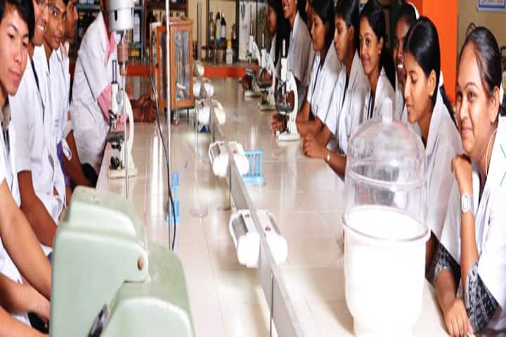 Sri Adichunchanagiri College of Pharmacy campus in Kannagatta, Karnataka, India — photo 4
