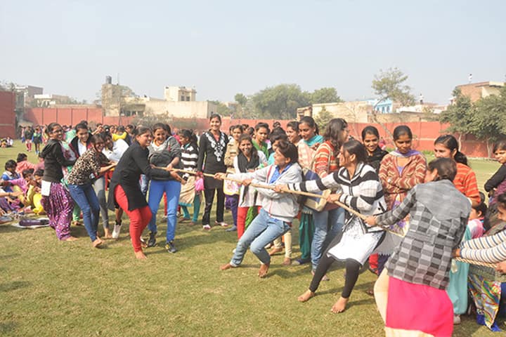 Saraswati Mahila Mahavidyalaya campus in Palwal, Haryana, India — photo 3